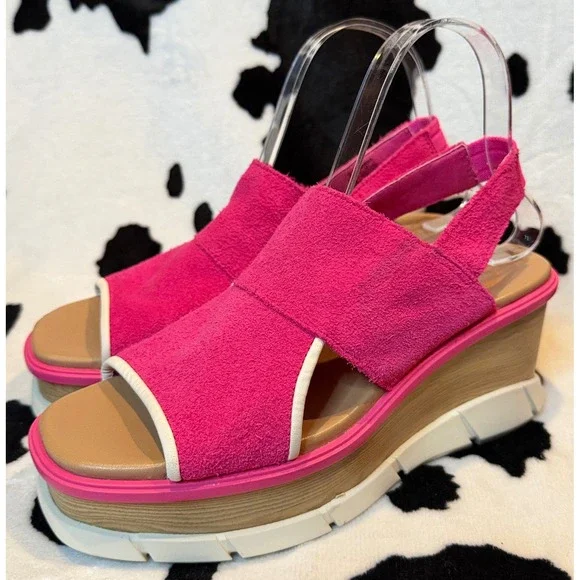 Sorel Joanie III Slingback Wedge Sandal in Fuchsia Fizz/Chalk Women's Size 8 - Picture 6 of 9